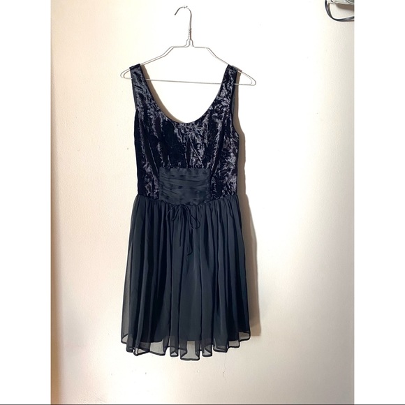 FREE PEOPLE Chiffon & Velvet Ballerina Princess - Picture 2 of 8